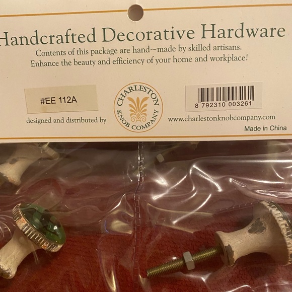 Drawer Pulls/ Door Knobs Set of 2 NWT - Picture 6 of 8